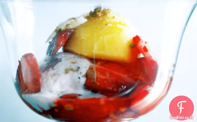 Parfaits fragola-Mango con zenzero Topping