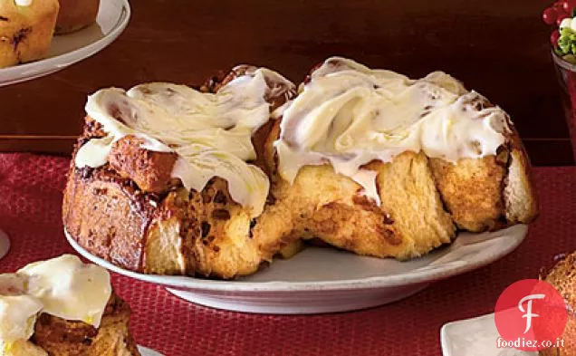 Involtini alla cannella con glassa di crema di formaggio