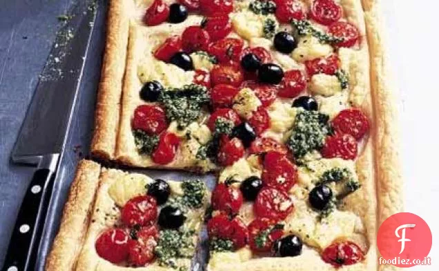 Crostata di formaggio, pomodoro e pesto
