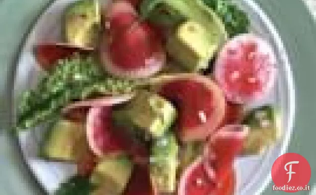 Insalata di ravanello di anguria con vinaigrette di avocado