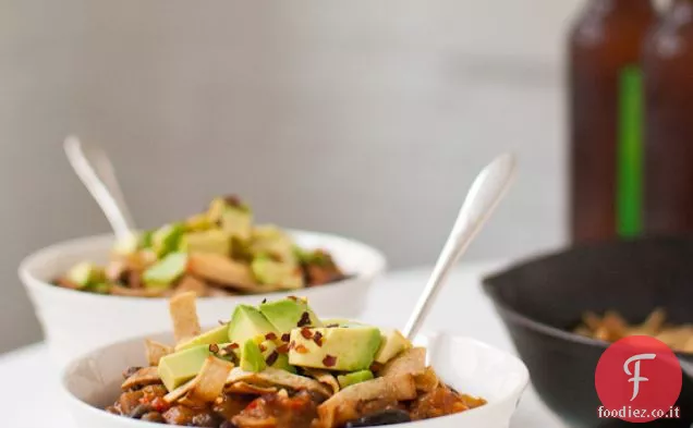 Vegetariano Squash di Butternut Chipotle Chili con Avocado