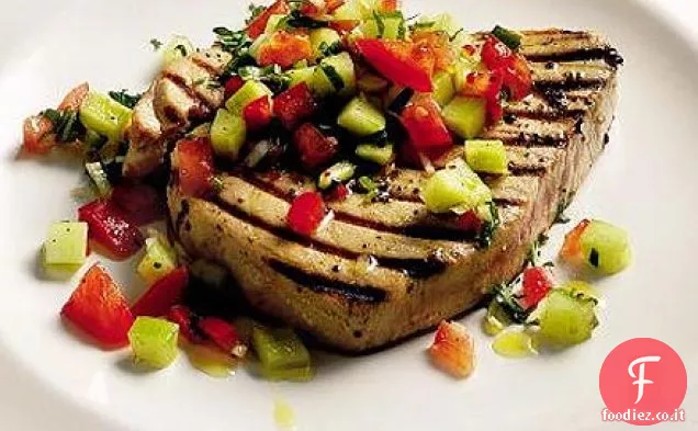 Bistecche di tonno con salsa di cetrioli