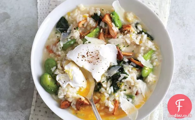 Risotto alle verdure primaverili con uova in camicia