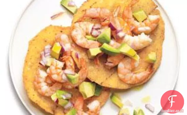 Tostadas di gamberetti e avocado