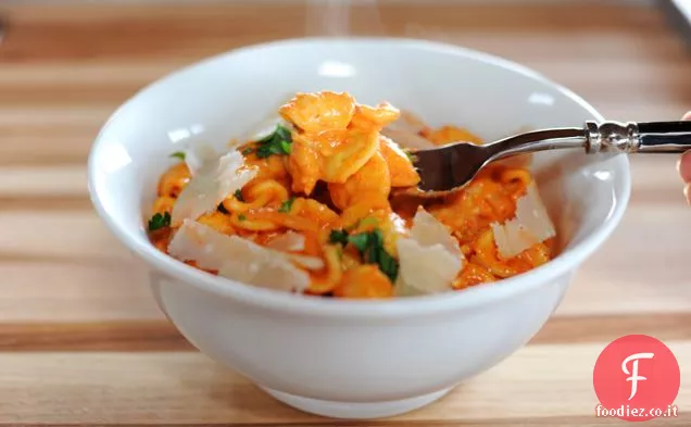 Pasta con salsa al peperoncino arrosto