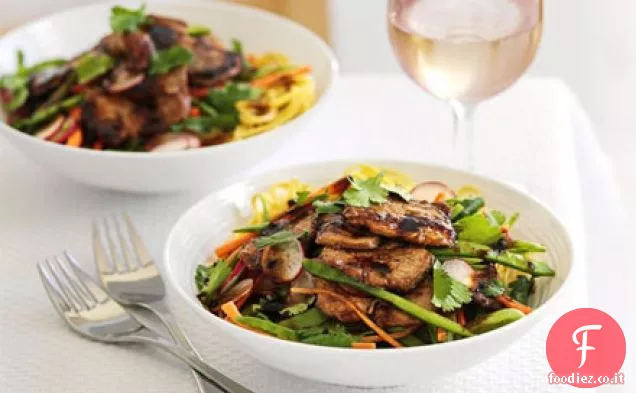 Tagliatelle di maiale e ravanello appiccicoso