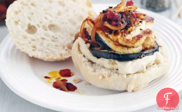 Hamburger di melanzane Halloumi con gusto harissa