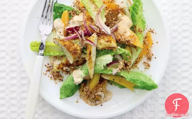 Insalata di pollo al curry e mango