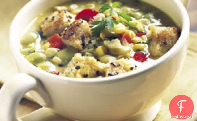 Zuppa di Succotash con crostini di pepe nero