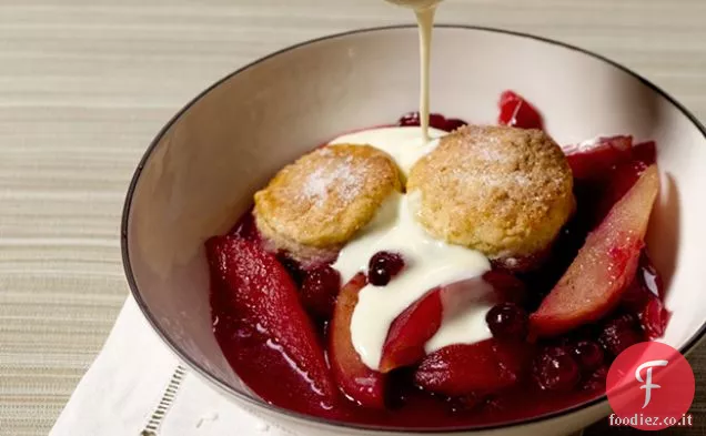 Ciabattino di pere e mirtilli rossi con salsa di crema pasticcera agli agrumi