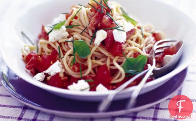 Spaghetti con salsa di pomodoro 5 minuti