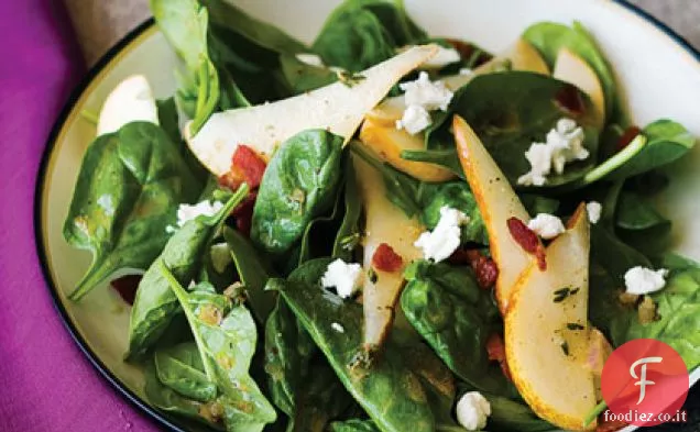 Insalata di spinaci, pere e pancetta