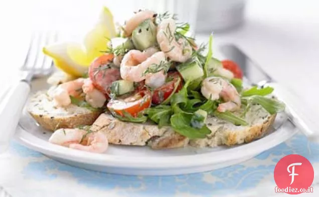 Panino da cocktail aperto con gamberi
