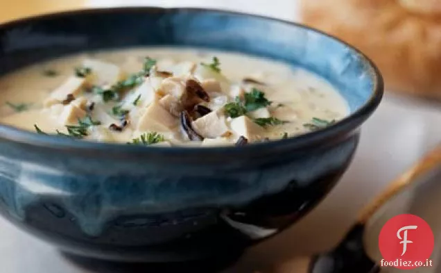 Zuppa di pollo e riso selvatico