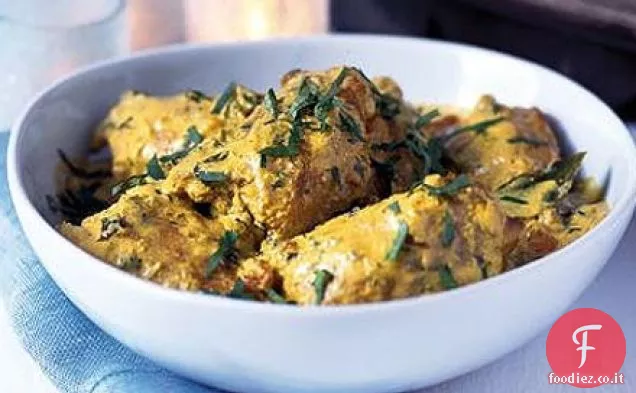 Pollo aromatico con uva sultanina
