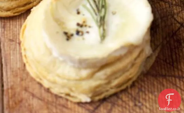 Formaggio di capra e crostate al rosmarino