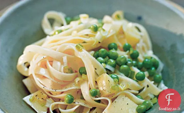 Pasta dolce di piselli e patate