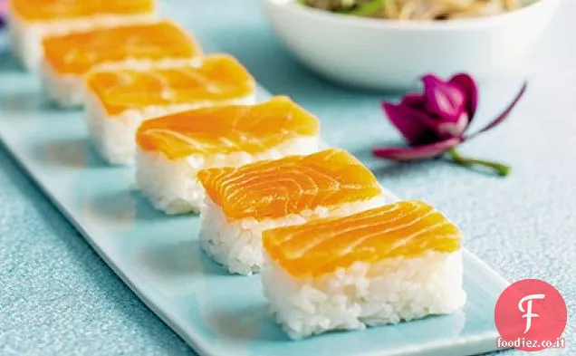 Sushi di salmone facile