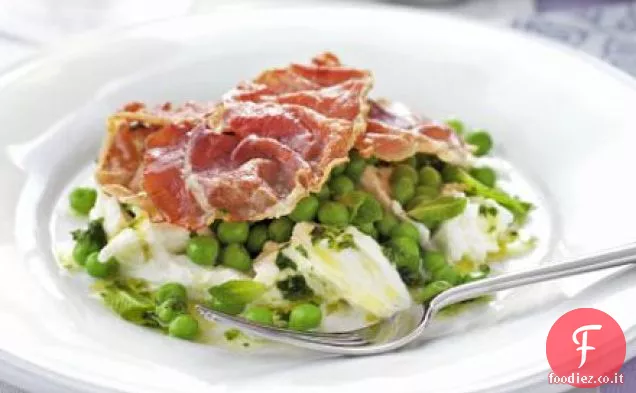 Croccante insalata di prosciutto, piselli e mozzarella con vinaigrette alla menta
