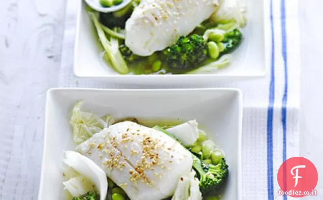 Pesce in camicia con brodo di zenzero e sesamo