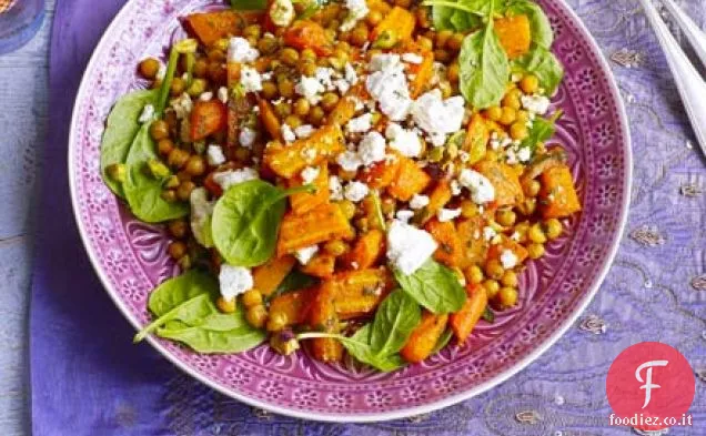 Insalata di carote di menta, pistacchio e feta