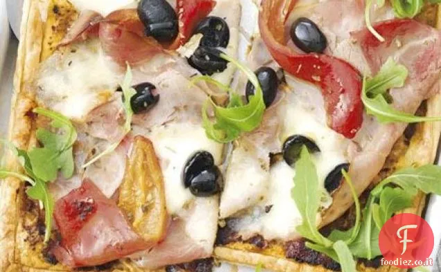 Crostata al pepe rosso, prosciutto e formaggio