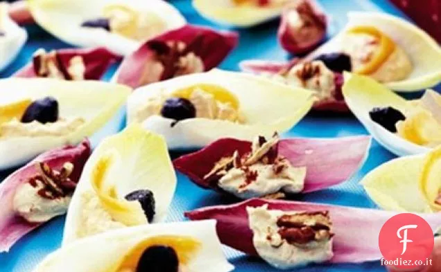 Punture di cicoria e hummus