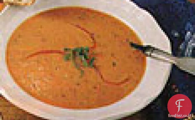 Crema di zuppa di peperone rosso