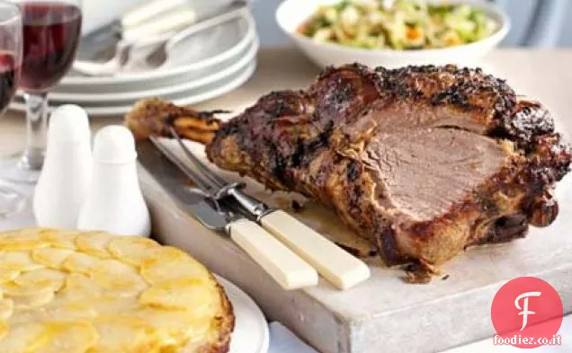 Coscia di agnello arrosto con ginepro e rosmarino