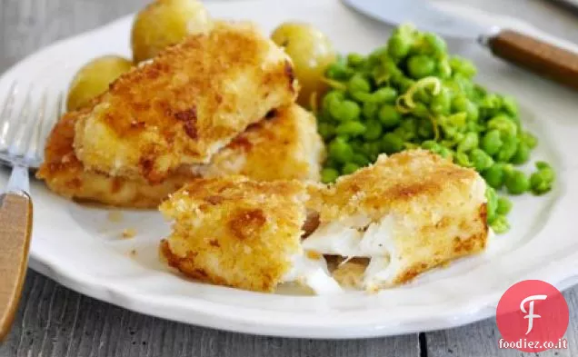 Dita di pesce e piselli pastosi