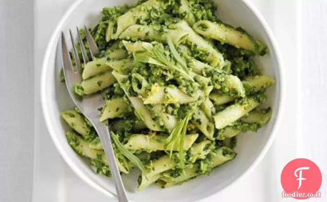 Pasta cremosa di piselli e crescione