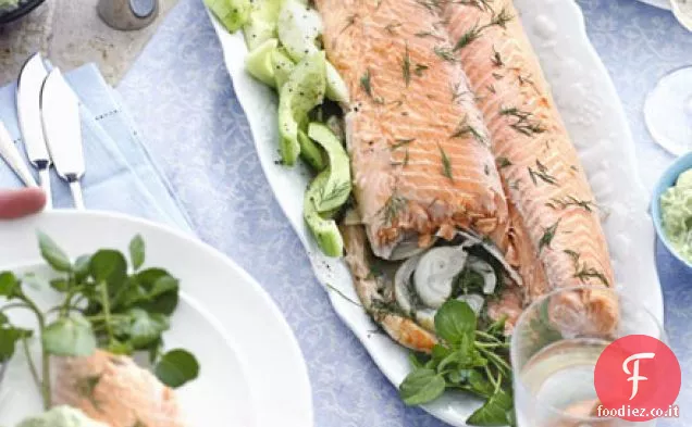 Salmone in camicia con aneto e avocado mayo