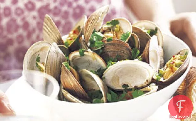 Vongole al vapore con Coriandolo e Peperoncino