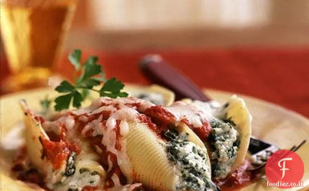 Conchiglie ripiene di quattro formaggi con Marinara affumicata