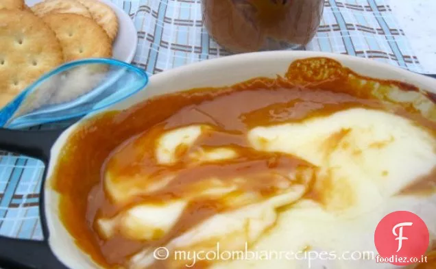Dip de Arequipe con Queso (Dulce de Leche e salsa di formaggio)