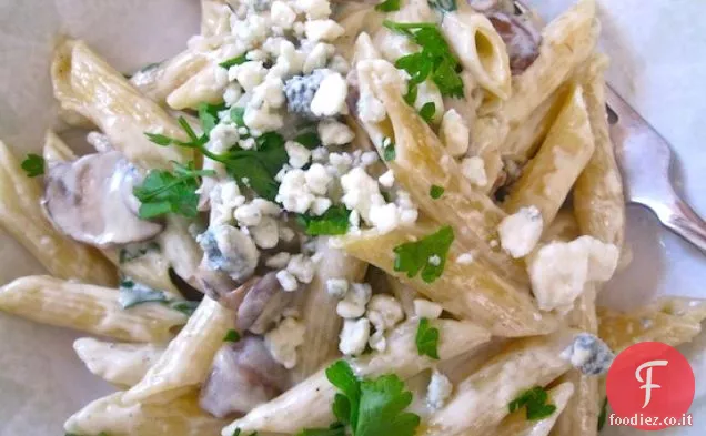 Pasta con Funghi e Salsa di Gorgonzola
