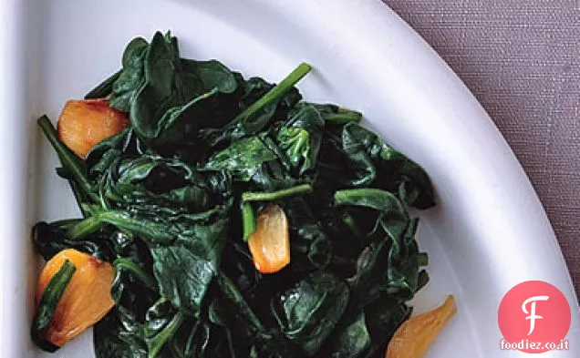 Spinaci appassiti con aglio arrosto