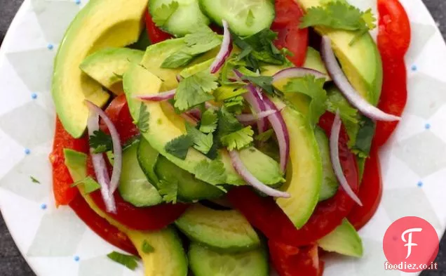 INSALATA DI POMODORI E AVOCADO (ENSALADA DE AGUACATE Y TOMATE)