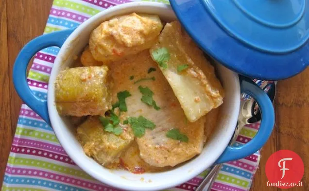 Pusandao de Pescado (Pesce e verdure nel latte di cocco)