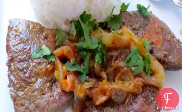Higado con Salsa Criolla (Fegato con salsa creola)