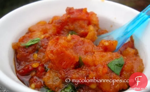 SALSA COLOMBIANA DI POMODORO E CIPOLLA (HOGAO)