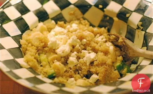 Quinoa di Katie con cuori di palma, cetriolo e Feta