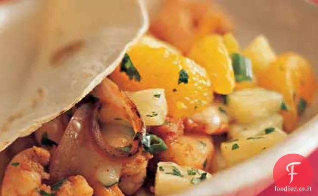 Tacos di gamberi morbidi con salsa tropicale