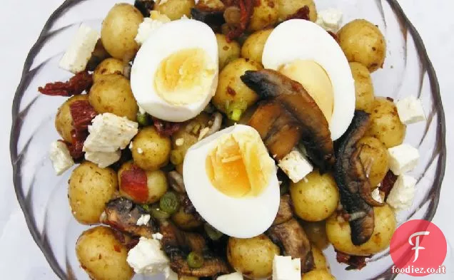 Insalata di patate, uova e apetina