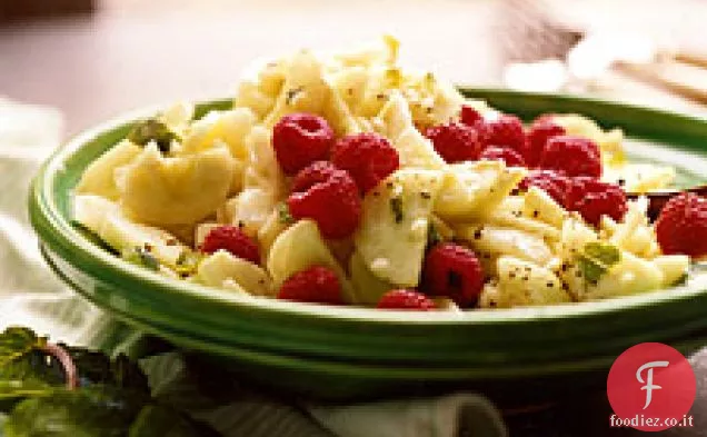 Insalata di bacche di cetriolo e menta