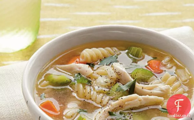 Zuppa di noodle di pollo veloce