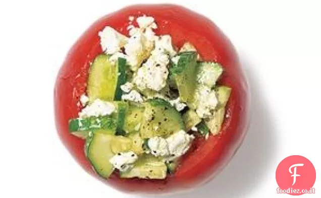 Pomodori ripieni con cetrioli e ricetta Feta