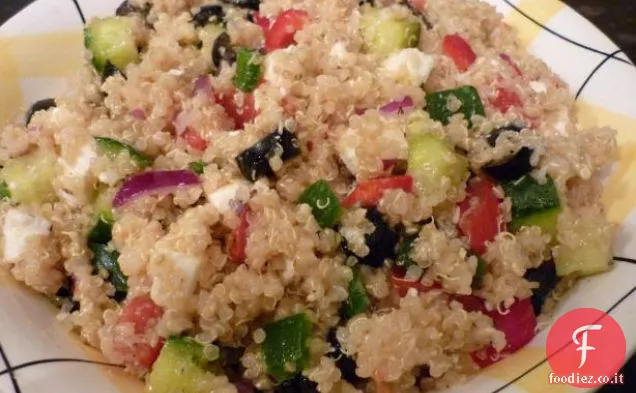 Insalata greca di quinoa