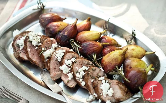 Filetto di maiale alla griglia con spiedini di fichi freschi