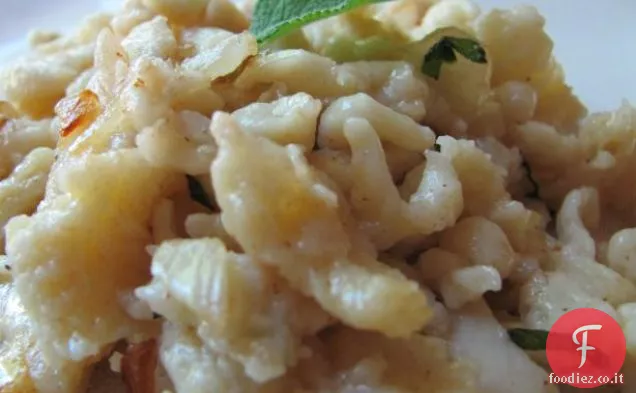Spaetzle in burro di salvia marrone